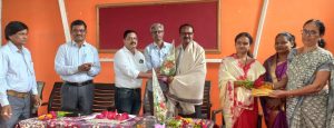 Teacher's Day : मुलांनो, समाजात आदर्श उंची गाठा
