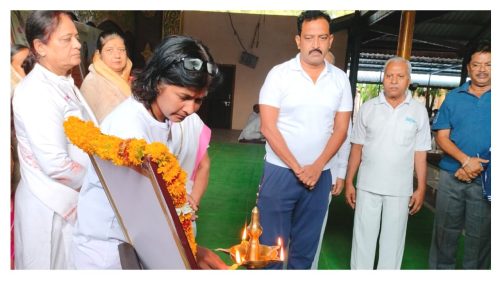 योगाभ्यास शिबिराला सेलूत उत्स्फूर्त प्रतिसाद, पतंजली योग समिती व क्रांती फाऊंडेशनचा पुढाकार