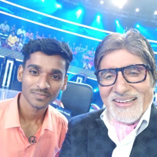 Amitabh-Somnath : कष्टापुढे ठेवियेला माथा : फौजदारकी जिंकून वेठबिगार आईचे फेडले पांग