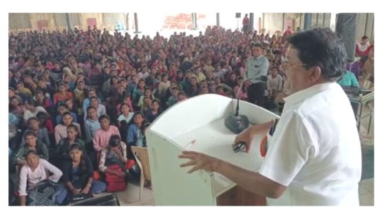 मुलींनो, हिंमतीने लढायला शिका : ॲड.माधुरी क्षीरसागर यांचे आवाहन; सेलूतील मुलींच्या मेळाव्याला मोठा प्रतिसाद