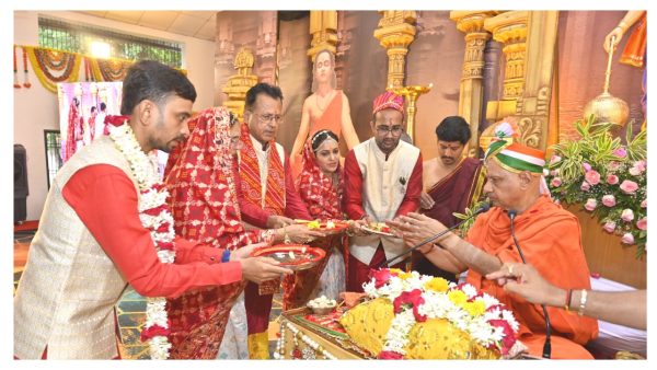 संघटित हिंदुत्व जागविण्याची गरज : स्वामी गोविंददेव गिरी महाराज यांचे मत
