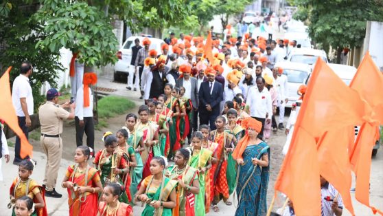 महसूल दिन : जनतेला हेलपाटे व्हायला नकोत : जिल्हाधिकारी रघुनाथ गावडे; महसूल सप्ताहाचा सेलूत शुभारंभ