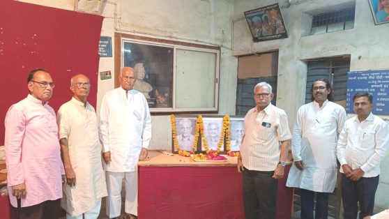 आदरांजली : प्राचार्य डॉ.बोराडे, महानोर, नरके यांच्या स्मृती जागविल्या; सेलूत विविध स्तरातून आदरांजली