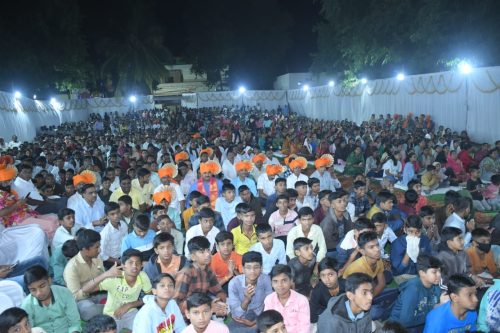 Prof. Ganesh Shinde : निसर्ग, समाजासोबत अर्थकारणाकडे लक्ष द्या : प्रा.गणेश शिंदे; विविध पुरस्कारांचे जिंतूरमध्ये वितरण