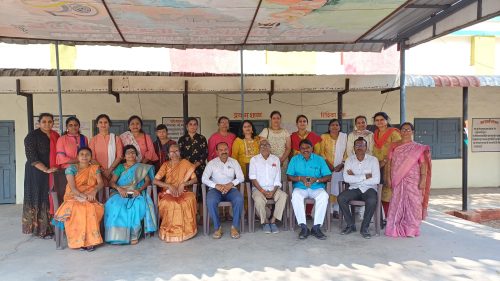 Get Together : तब्बल तीस वर्षांनी जमला वर्ग मैत्रिणींचा मेळा