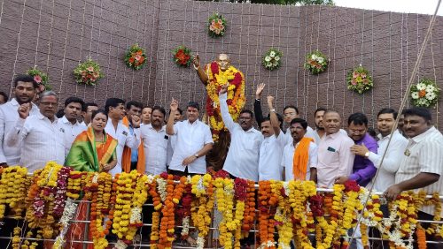 विविध कार्यक्रमांव्दारे लोकमान्य टिळक, अण्णाभाऊ साठे यांना अभिवादन
