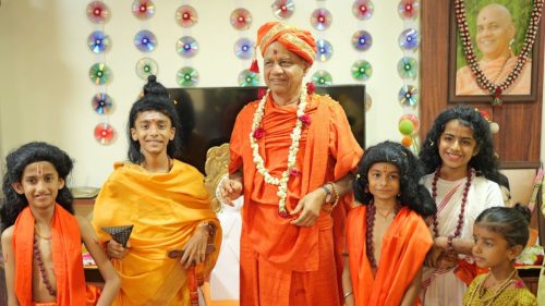 स्वामी गोविंददेव गिरीजी महाराज यांचे सेलूत स्वागत