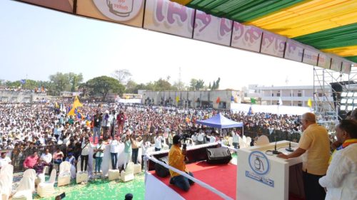 ओबीसींचे आरक्षण वाचविण्याचा लढा : प्रकाश आंबेडकर