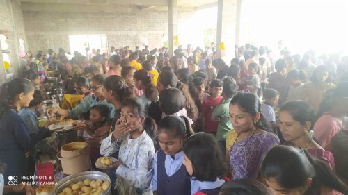 विवेकानंद विद्यालयात आनंदनगरी मेळावा