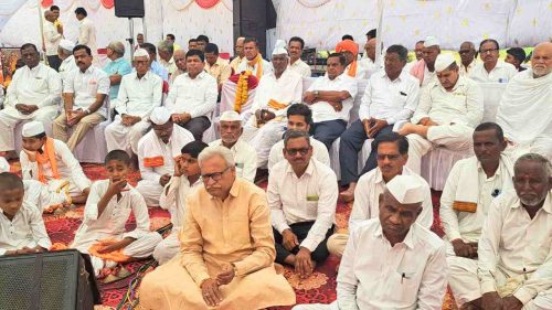 जीवनात सेवावृत्तीची जोपासना करावी