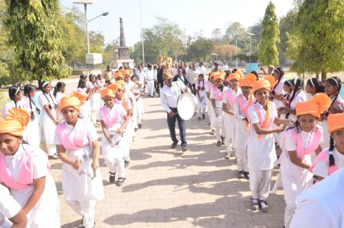 'परभणी ग्रंथोत्सव'चे थाटात उद्घाटन 