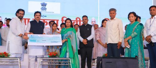 परभणी जिल्ह्याच्या विकासासाठी कटिबध्द