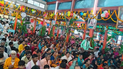 श्रीनृसिंह जन्मोत्सवनिमित्त भाविकांची गर्दी