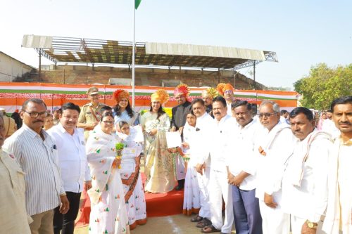 परभणी जिल्ह्याचा सर्वांगिण विकासासाठी कटिबध्द : पालकमंत्री मेघना बोर्डीकर