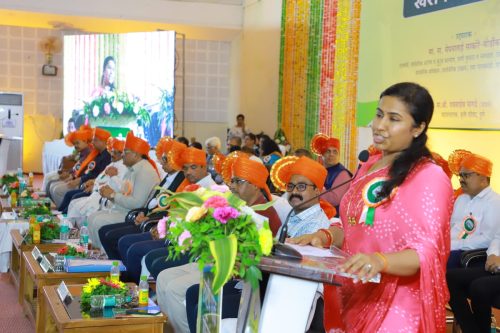 खरीप पीक परिसंवाद व कृषि प्रदर्शन' उत्साहात