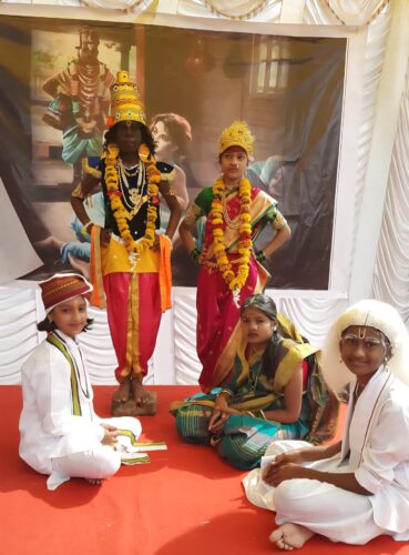 आषाढी एकादशी : नूतन विद्यालयाच्या देखाव्याने वेधले लक्ष